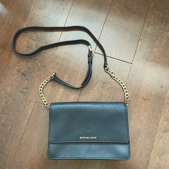 Michael Kors Crossbody Purse - Picture 1 of 7